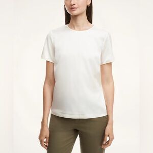 Brooks Brothers Women’s Silk T Shirt in Cream, Size 14